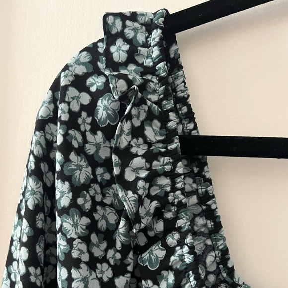 Woman’s Nine West XL long sleeve top - Picture 4 of 6